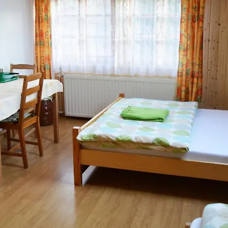 Goscinne Arnika Gorska